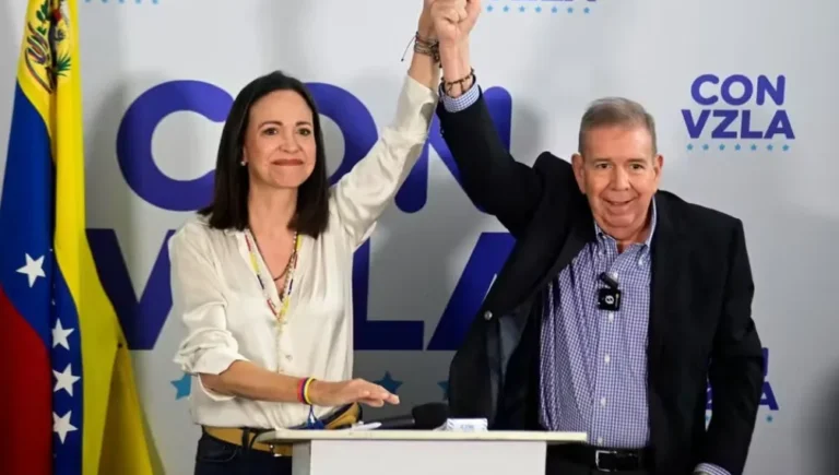 Edmundo González, opositor de Maduro, se autoproclama presidente da Venezuela