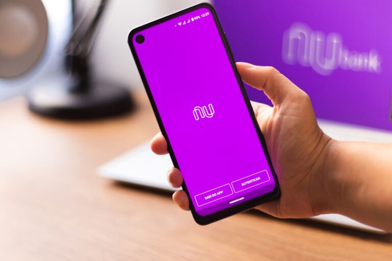 Fundador e CEO global do Nubank vende 3% da sua participação no banco
