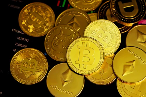 Governo planeja cerco a comercialização de criptomoedas