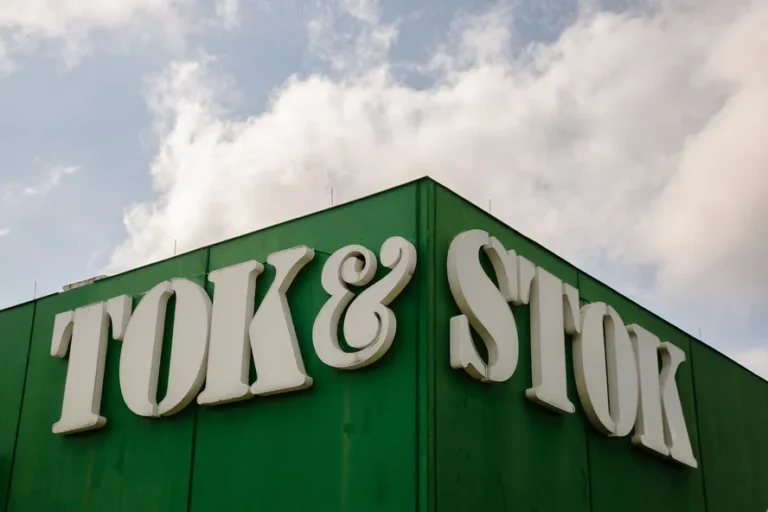 Mobly (MBLY3) confirma fusão com Tok&Stok e cria gigante do segmento de móveis