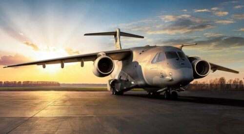 Embraer (EMBR3) avança em negociações para cenda do cargueiro C-390 à África do Sul