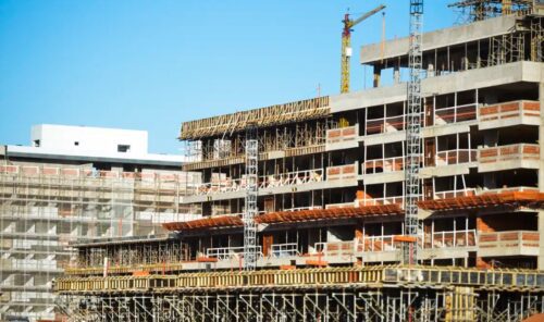 Preços da construção apresentam desaceleração em setembro, mas tendência é de alta acumulada em 12 meses