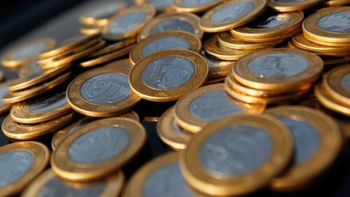 A carteira de crédito do sistema financeiro nacional cresce 0,9% em agosto