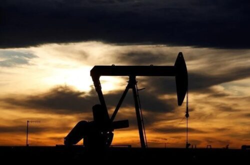 Alta no preço do petróleo reflete interrupções na Líbia e perspectivas da Opep+