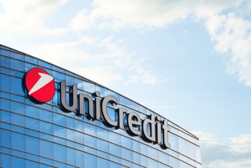UniCredit adquire participação no Commerzbank e reacende especulações sobre fusão