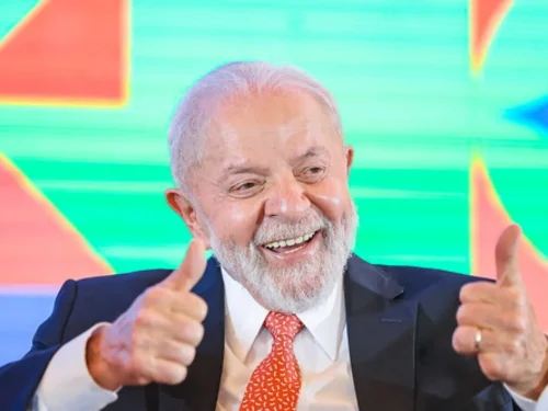 Lula comemora PIB acima do esperado: “Mais uma notícia boa para economia”