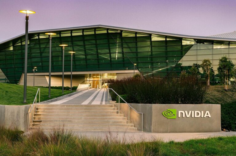 Nvidia despenca 10% e perde US$ 300 bilhões em um só dia