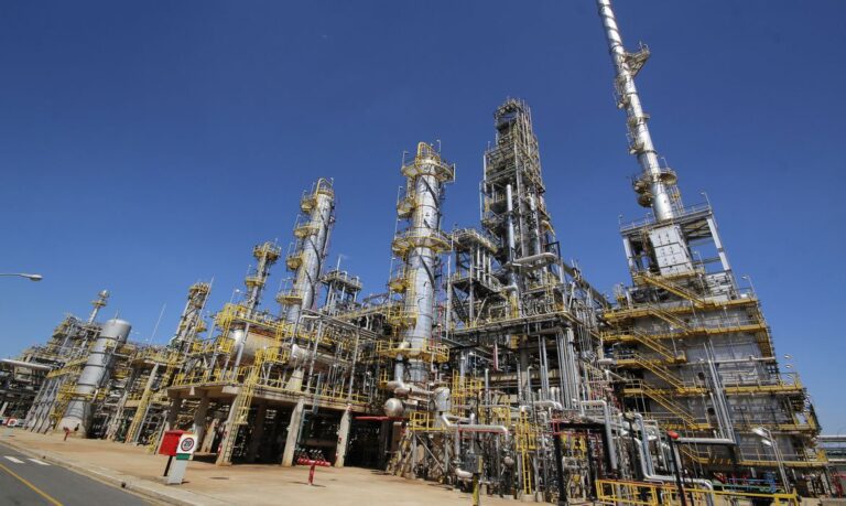 Petrobras (PETR4) inaugura maior UPGN do Brasil, em Itaboraí, amanhã (13)