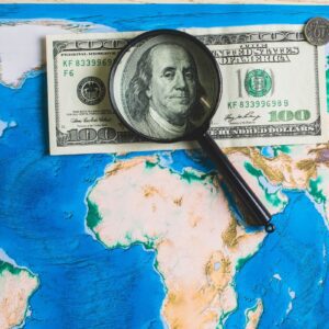 Como o dolar virou moeda mundial