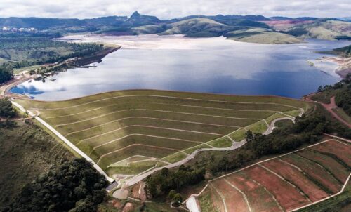 Vale (VAL3) identifica trincas em barragem Forquilha 3 em nível de emergência máximo