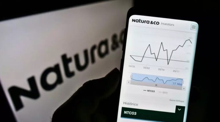 Natura&Co enfrenta desafios com queda de 13% nas ações