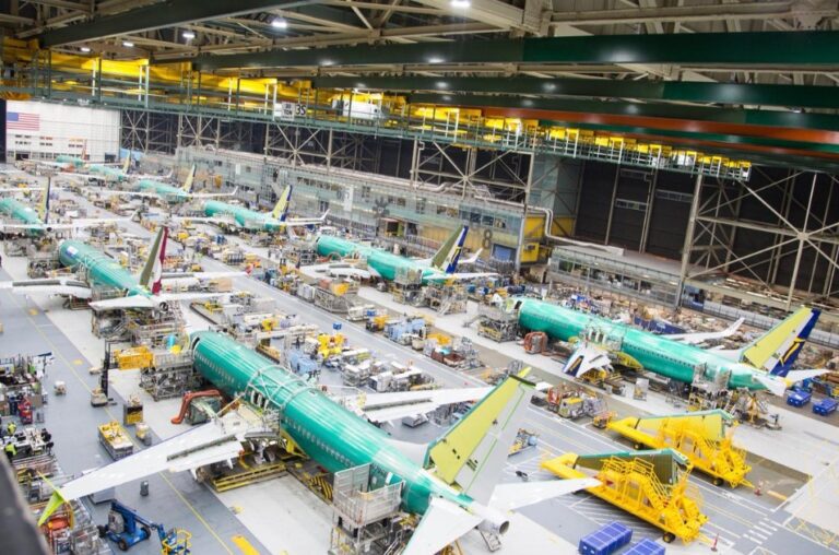 Boeing apresenta proposta de aumento salarial de 35%