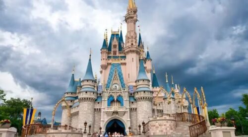 Furacão Milton: Disney World fecha parques em Orlando e estima perdas milionárias