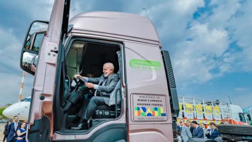 Lula sanciona hoje ‘combustível do futuro’, que muda mistura do etanol na gasolina