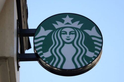 Starbucks aposta em experiência personalizada para recuperar vendas em nova campanha publicitária