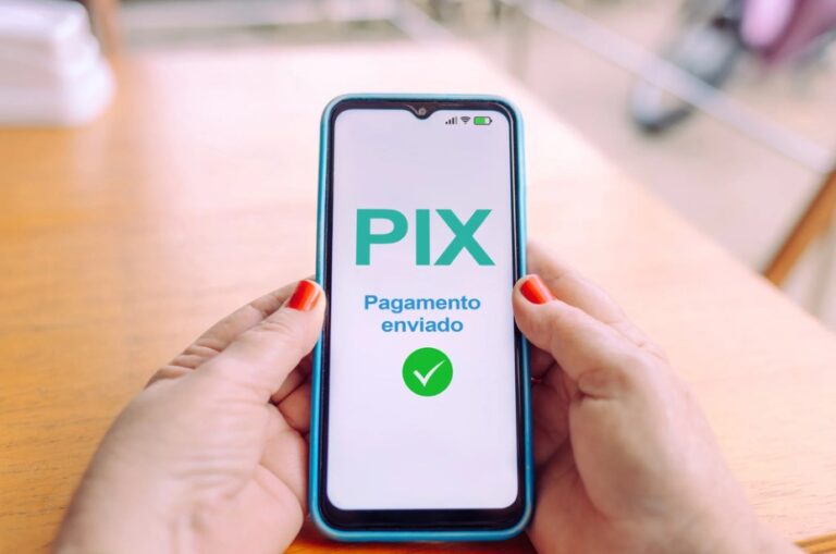 Google lança Pix por aproximação no Brasil e facilita pagamentos sem abrir app bancário