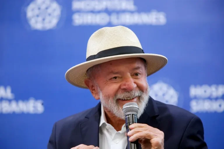 Lula critica taxa de juros elevada, reforça compromisso com equilíbrio fiscal e comenta prisão de Braga Netto. Leia em detalhes no MI