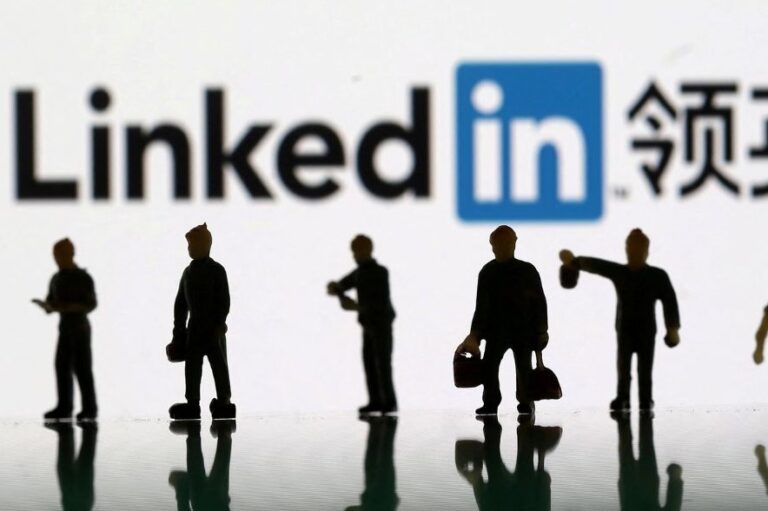 LinkedIn é processado por divulgar informações de usuários para treinar modelos de IA