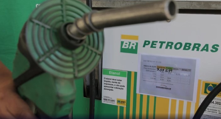 Petrobras anuncia reajuste no preço do diesel e mantem perspectivas positivas para 2025