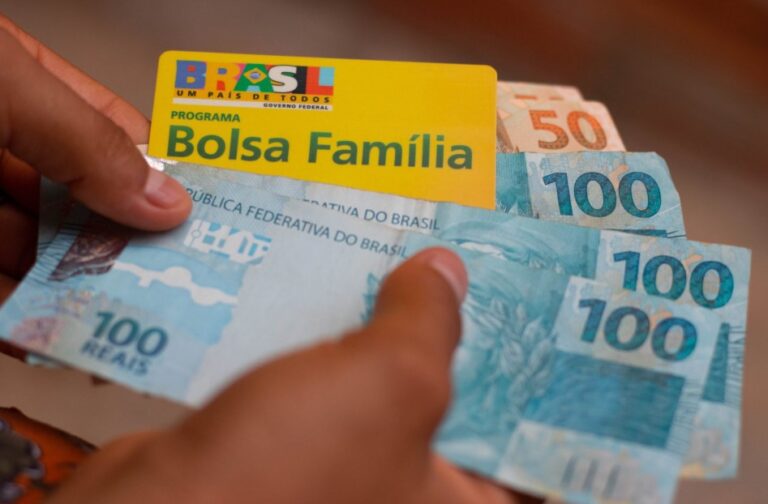 Pagamento do Bolsa Família de fevereiro começou nesta segunda-feira