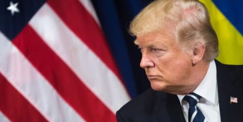 Índice de aprovação de Trump cai com crescente preocupação econômica nos EUA