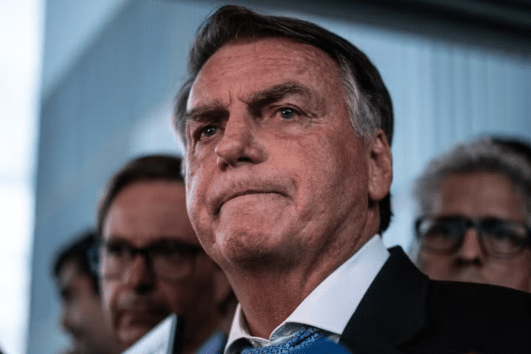 PGR pede arquivamento de investigação contra Bolsonaro por suposta fraude em cartão de vacinação