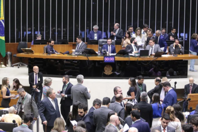 Déficit primário do Governo Federal em fevereiro alcança R$ 31,7 bi