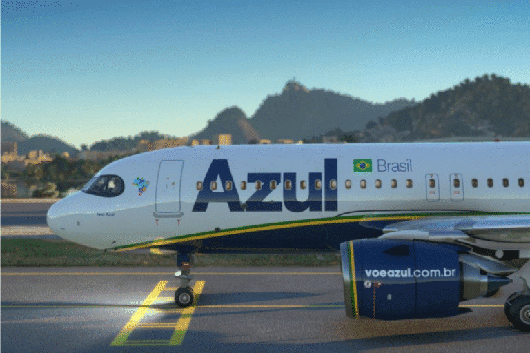 Azul (AZUL4) enfrenta queda após divulgação de oferta de ações