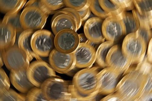 Dívida pública bruta sobe para 76,2% em fevereiro, mas déficit fica abaixo do esperado