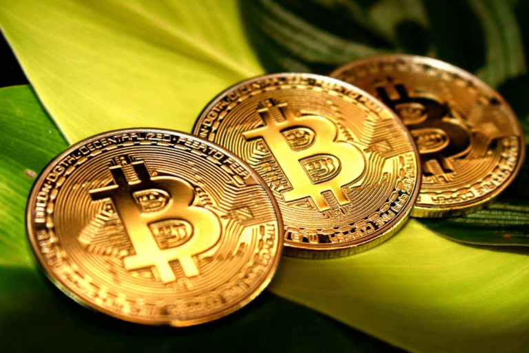 Paquistão inicia mineração de Bitcoin com 2.000 MW e mira liderança global no setor