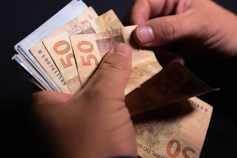 60% dos gastos federais vão para Previdência e pessoal