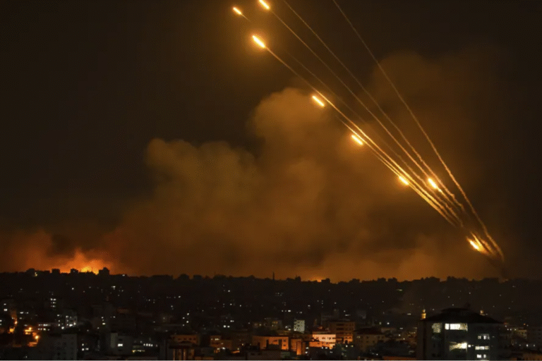 Conflito entre Israel e Irã pressiona a inflação no Brasil e pode afetar a trajetória dos juros