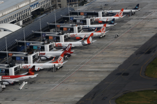 Setor de serviços avança 0,2% em abril com impulso do transporte de passageiros