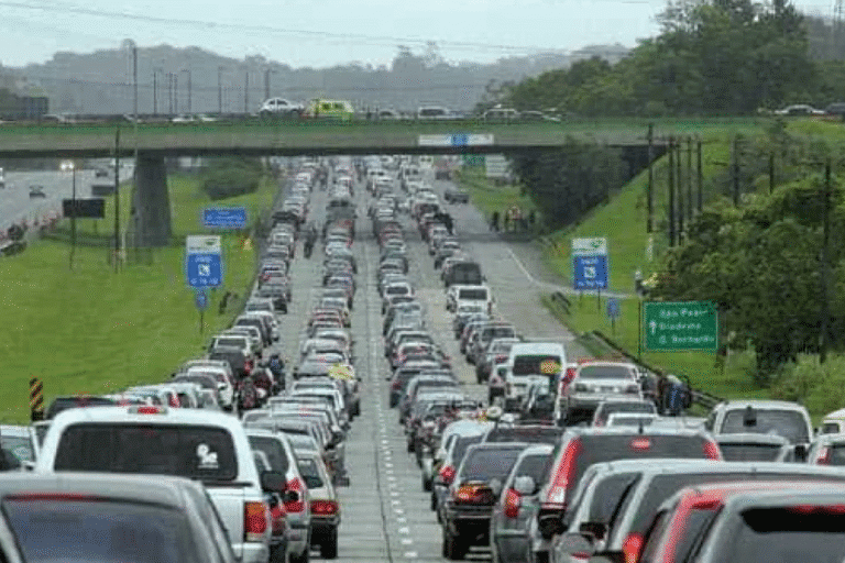Trânsito no feriado de Corpus Christi saiba os melhores e piores horários para pegar estrada em SP