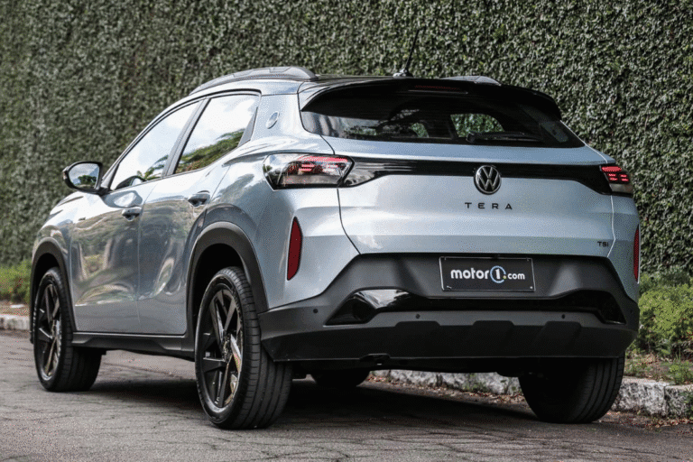 Volkswagen Tera, o SUV que bate recorde de vendas com 12 mil unidades vendidas em 50 minutos, destaque em inovação e desempenho no mercado automobilístico.