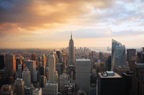 Skyline de Nova York ao pôr do sol.