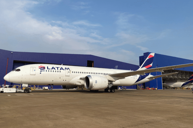 Latam investe R$ 40 milhões para modernizar 37 aeronaves Airbus A319 até 2027