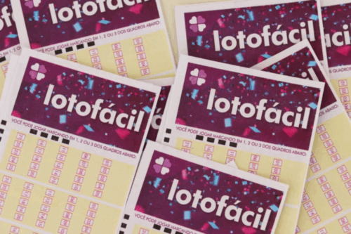 Vários volantes da Lotofácil