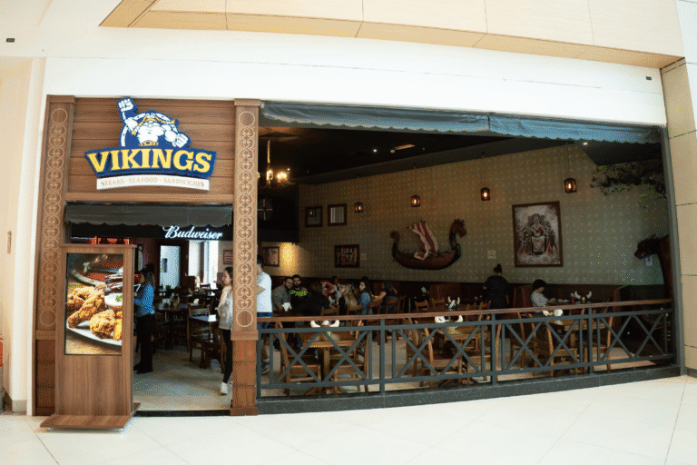 Unidade do restaurante vikings localizada no ParkJacarepaguá, no Rio de Janeiro.