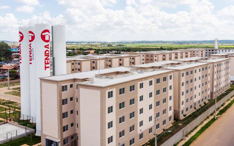 Tenda (TEND3) é destaque entre construtoras de baixa renda, aponta Itaú BBA