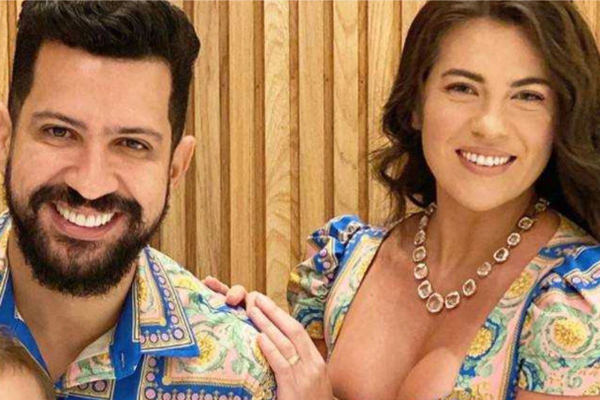Dennis DJ e Bárbara Falcão durante período do relacionamento