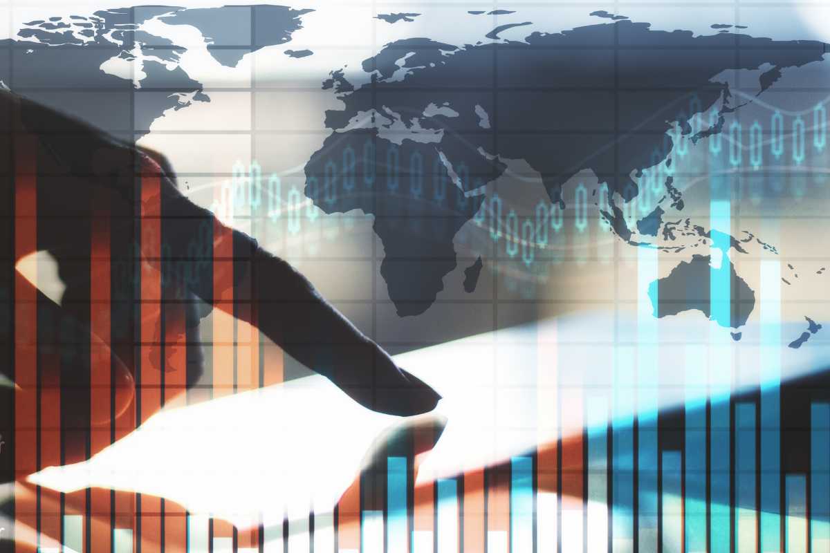 Imagem de um gráfico financeiro com um mapa mundial ao fundo.