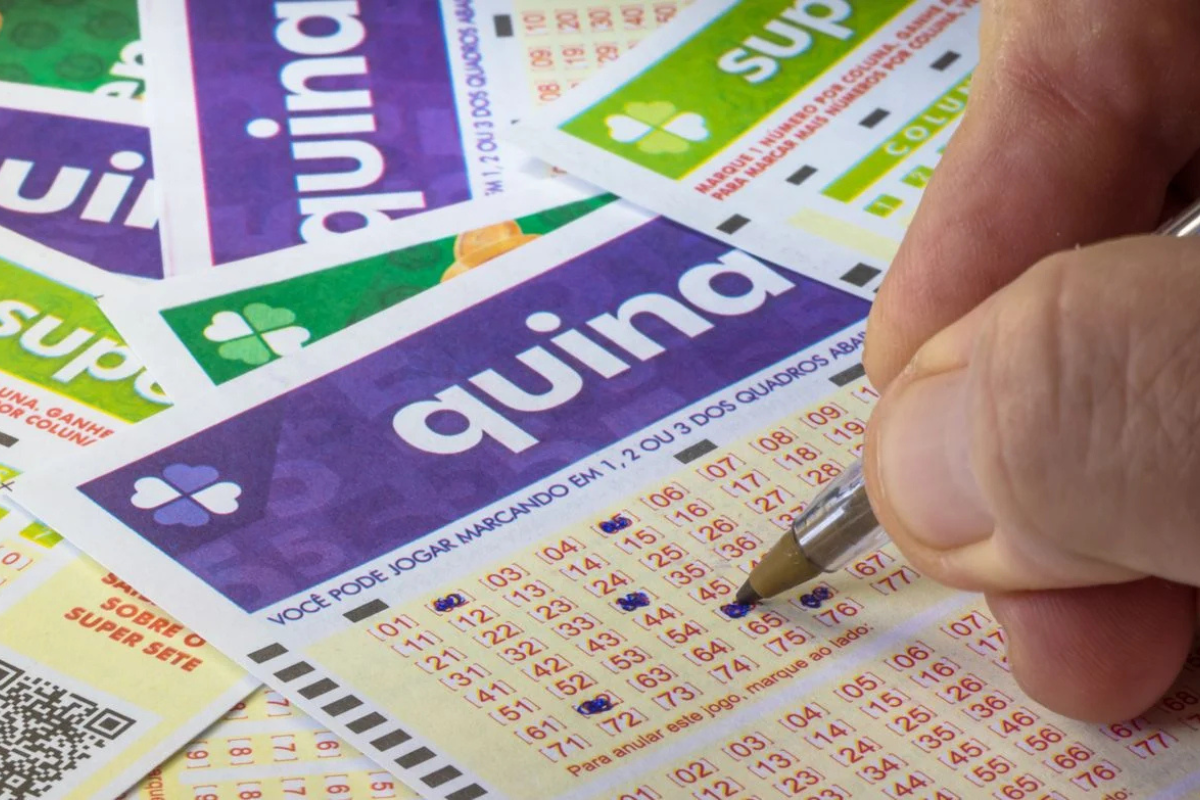 Foto de volante da Quina sendo marcado.