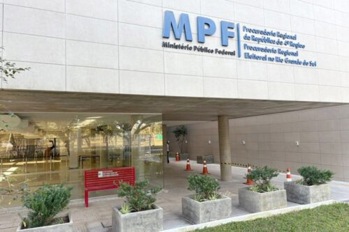 Fachada do prédio da Procuradoria Regional da República da 4ª Região, do Ministério Público Federal (MPF).