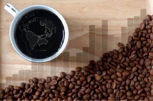 Gráfico + Café, ilustrando o IGP-M: Queda foi puxada pelo atacado, com recuo de commodities como minério, soja e café.
