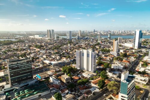 Mercado imobiliário inicia 2026 com alta nas vendas e nos preços