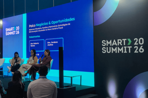 Painel de Roberta Ramos e Jordana Justino, no Smart Summit 2026.