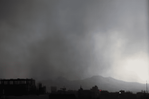 Risco de chuva ácida no Teerã.