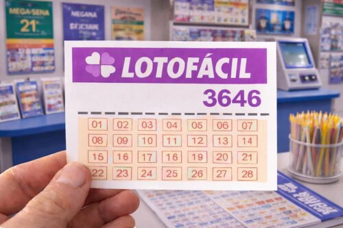 Cartela de loteria LOTOFÁCIL 3646, sendo uma opção popular para quem quer fazer apostas na loteria.