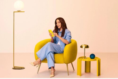 Anitta em vídeo de publicidade do Mercado Pago (Crédito: Divulgação)